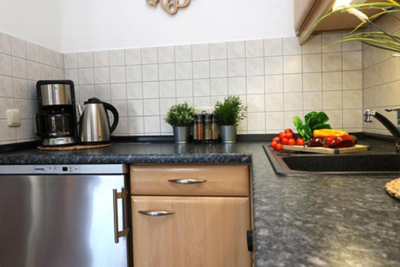 App Dreimaster Apartment Ahrenshoop Exterior foto
